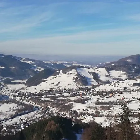 U Joli アパート *